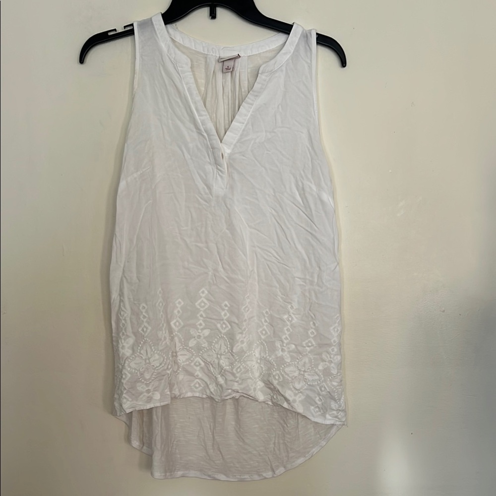 Merona White Asymmetrical Sleeveless Tank Top